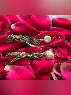 Baroque Pearl And Multi-chain Tasseled Earrings Hook Fastener